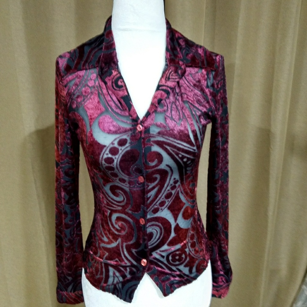Bebe Moda sheer button up shirts